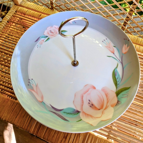 Vintage Single Tier Cake Platter